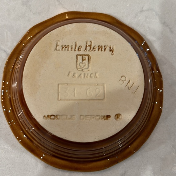 Emile Henry France Small Ceramic Bakeware - Picture 1 of 3